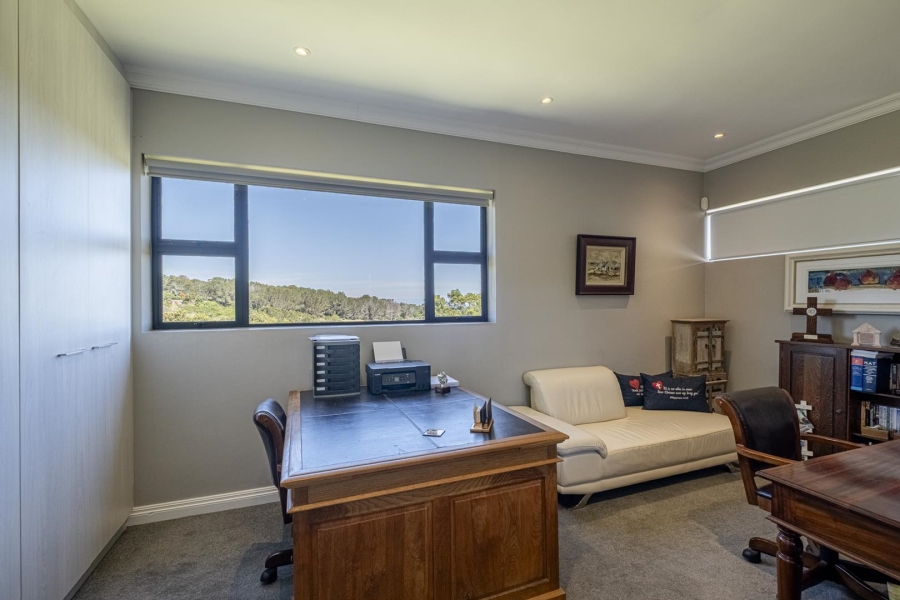 4 Bedroom Property for Sale in Kragga Kamma Eastern Cape